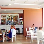 غلوديولا ستار فندق 4*