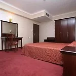 غلوديولا ستار 4* غولدن ساندز
